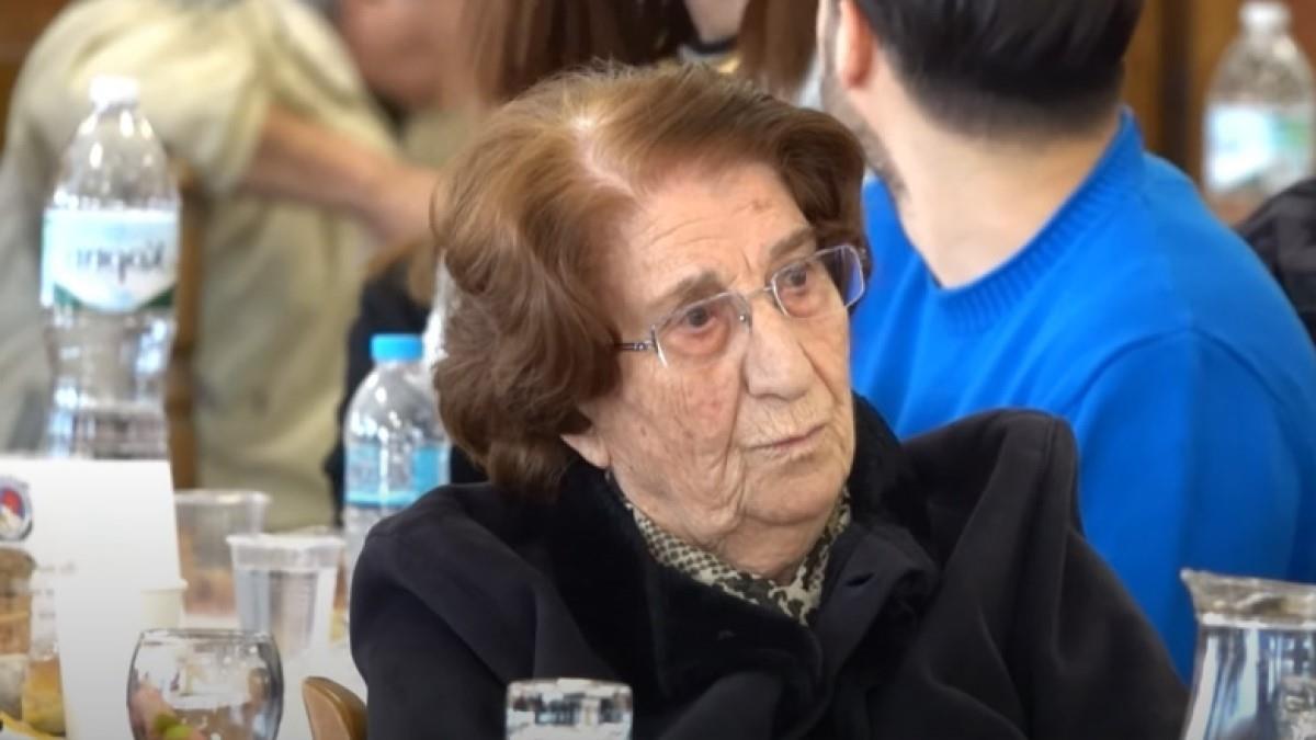 Συνταξιούχος δασκάλα πούλησε το σπίτι της και δώρισε ασθενοφόρο στο νοσοκομείο του Κιλκίς